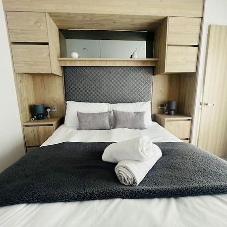 הוילה יורק Hideaway Retreat With Hot Tub מראה חיצוני תמונה